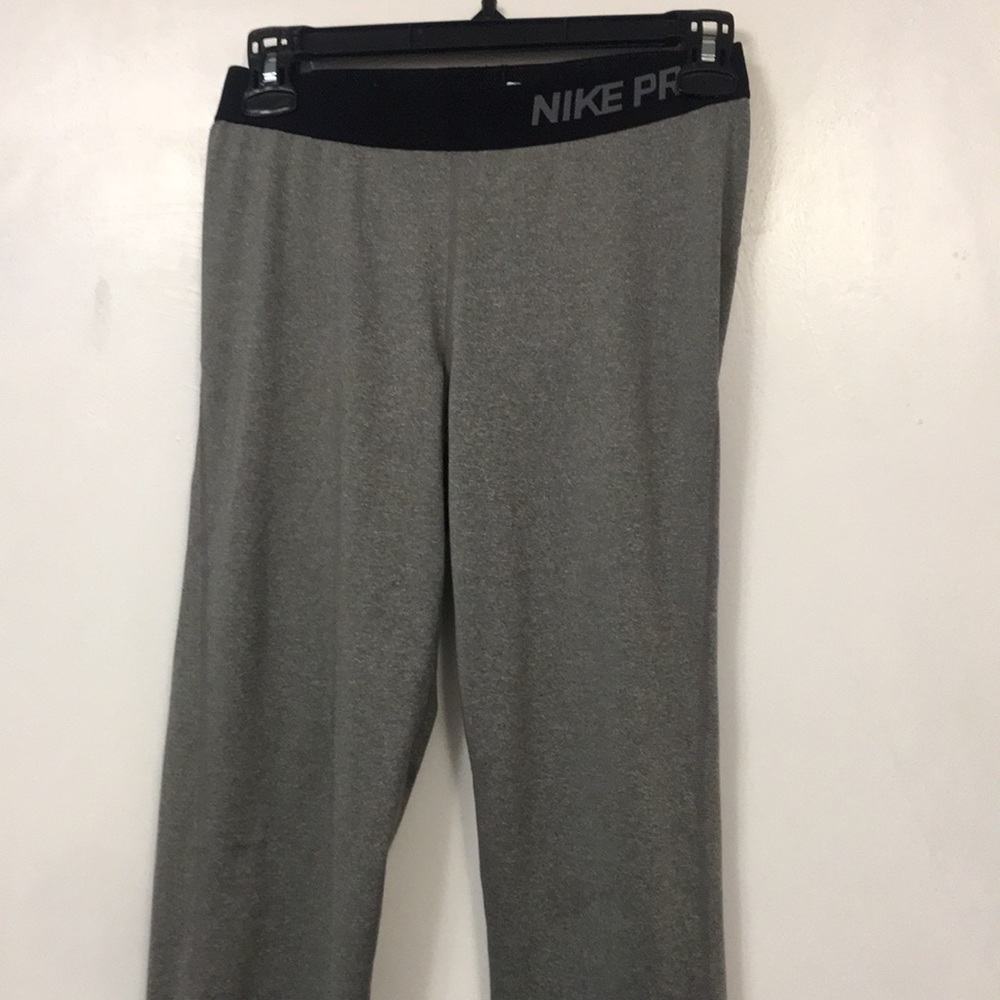 NIKE PRO LEGGINGS